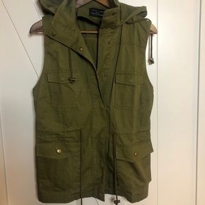 Love Tree Hunter Green Utility Vest size L